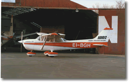Cessna F172N Skyhawk II, EI-BGH, with the colour scheme Iona Flight Training School.